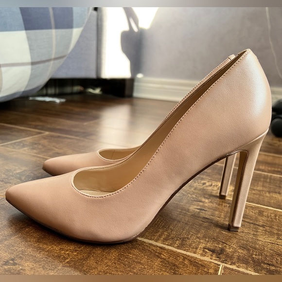 Tatiana Leather Heels - Picture 3 of 8